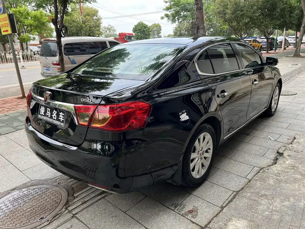 Roewe 950 荣威950 2012款 2.0 L 舒适版