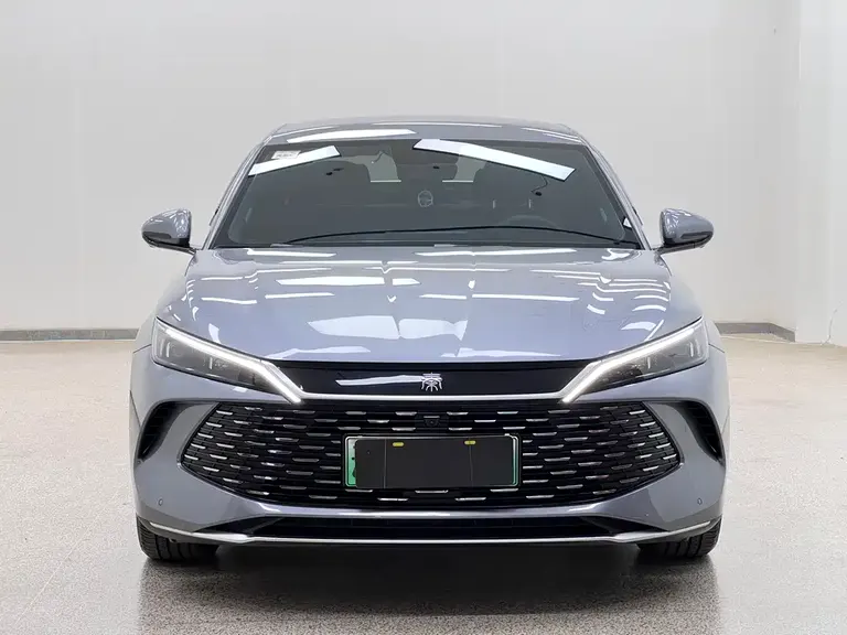 BYD Qin L DM-i 80 KM Transcend