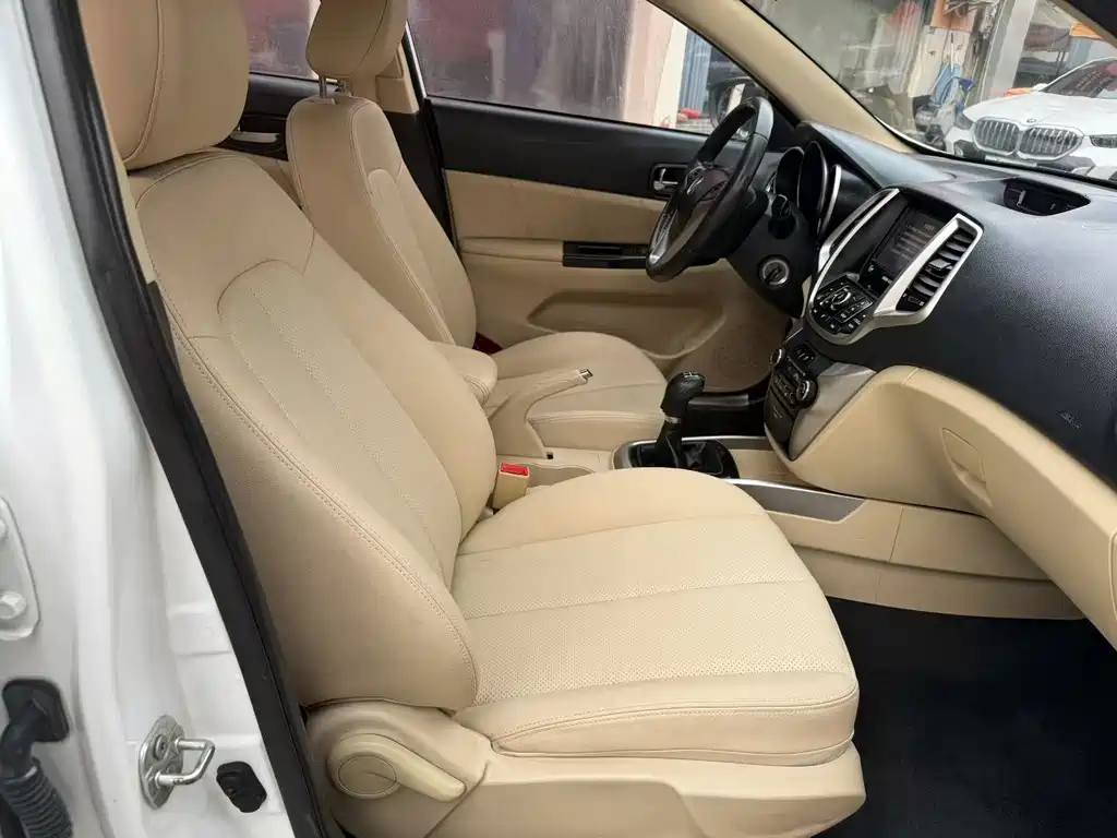 Eado 1.6 L Manual Style