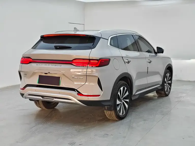 BYD Song PLUS NEV DM-i 112 KM Distinguished