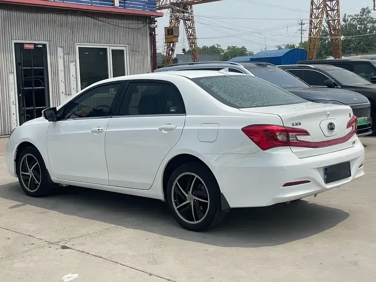 BYD Qin NEV 1.5 T Cool Black Knight Flagship