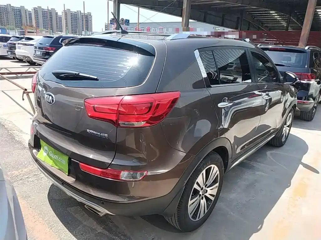 Sportage 2.0 L Auto 2 WD DLX