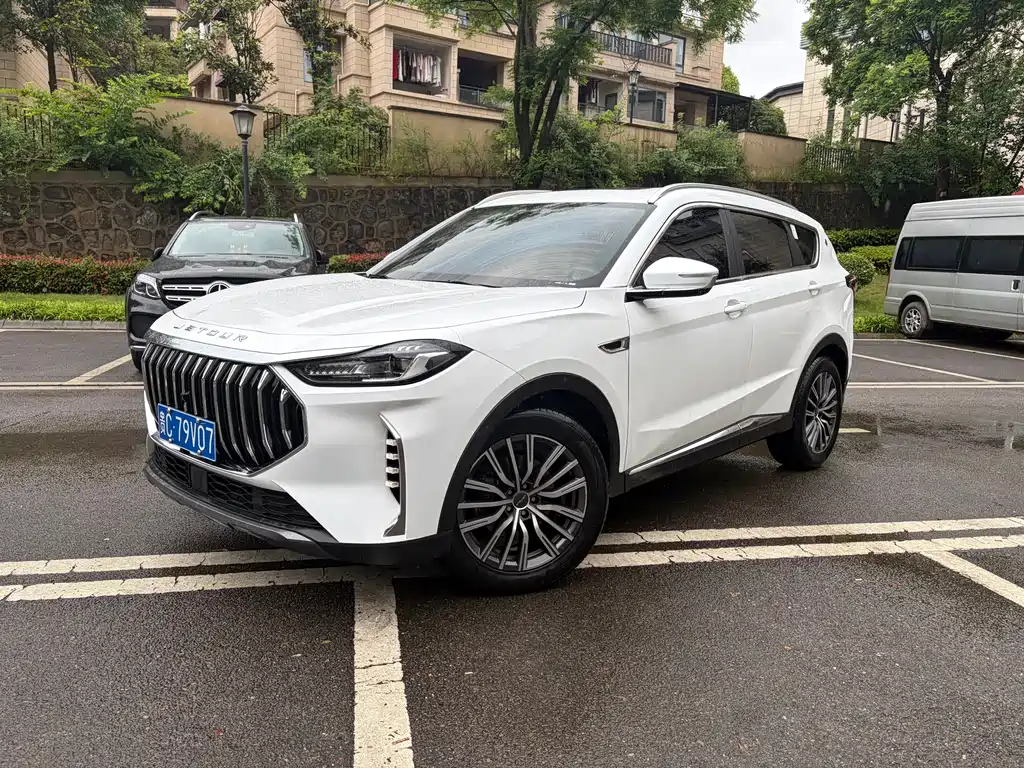 Jetour X70 PLUS 1.5 T DCT Brave PLUS 7-seat