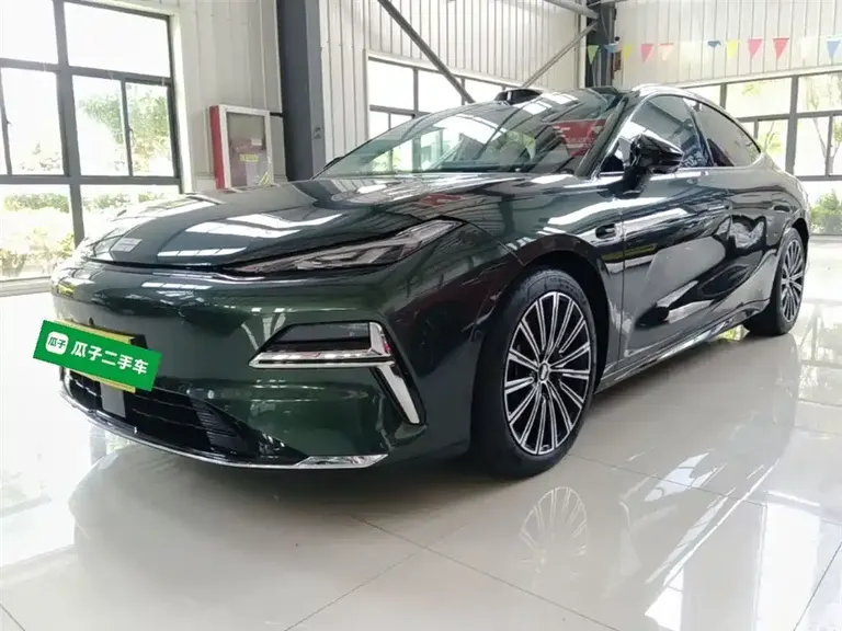 Geely Galaxy Xingyao 8 130 km EM-P Starship