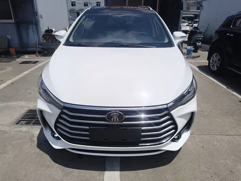 Song MAX 1.5 T Auto Connected Distinguished 7-seat