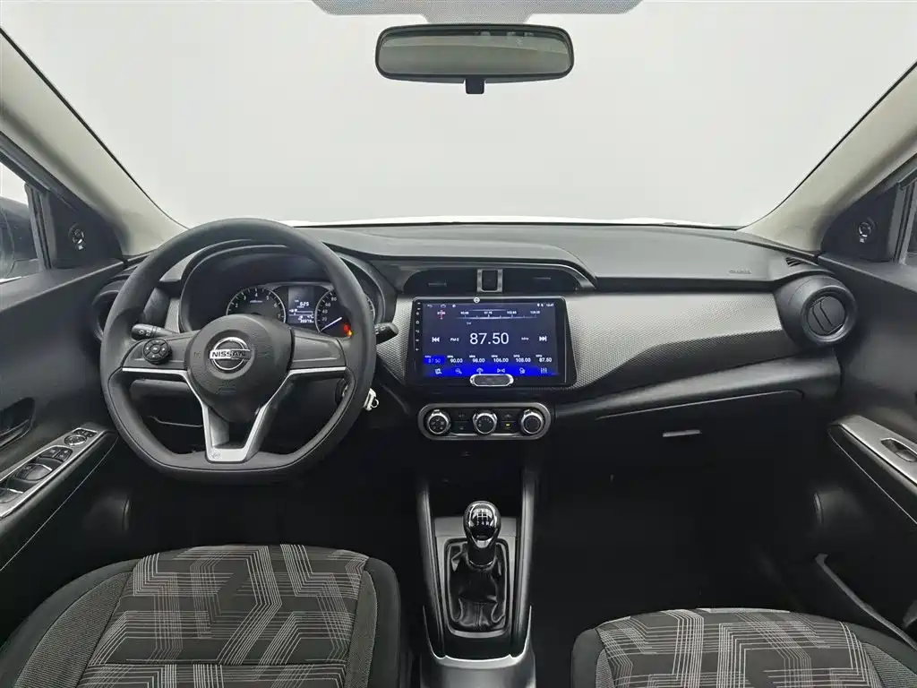 Kicks 劲客 2020款 1.5 L XE 手动酷动版