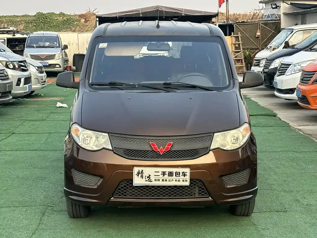 Wuling Hongguang 1.5 L S Comfort
