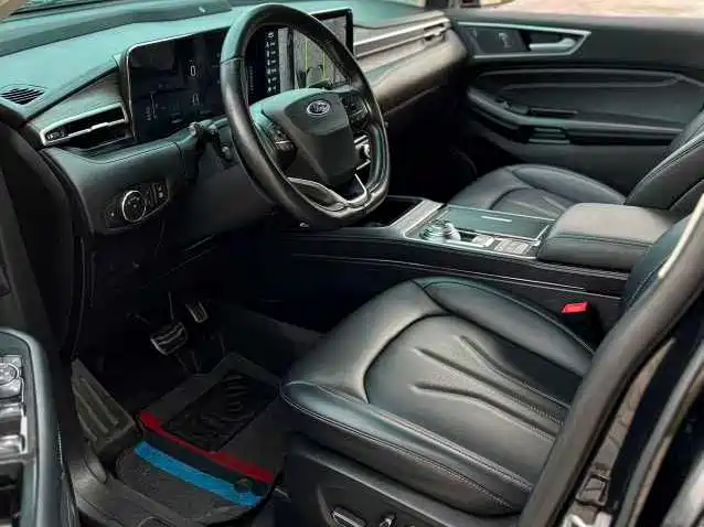 Edge PLUS EcoBoost 245 2 WD Grand Sharp 7-seat