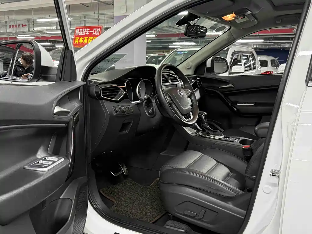 Ruiteng 2.0 TGI TST 4 WD Flagship