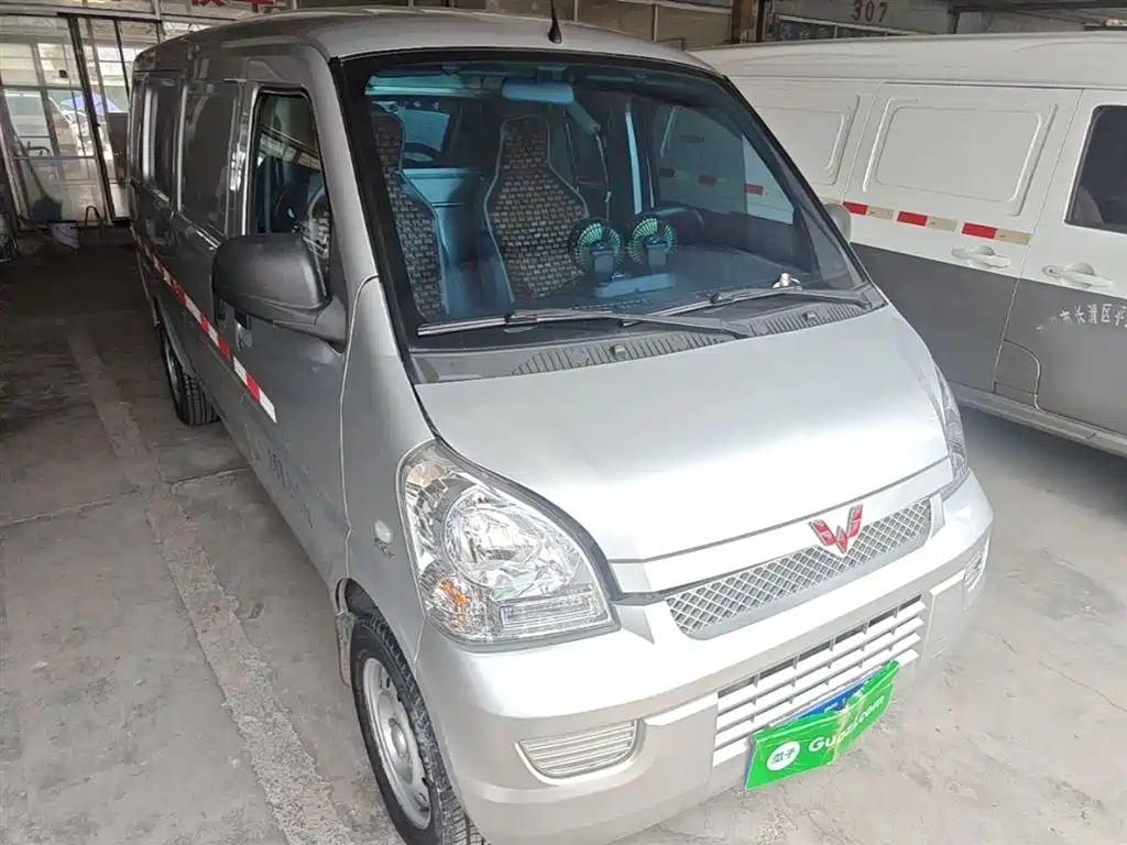 Wuling Rongguang 1.5 L Extended Basic Panel2-seatL3 C