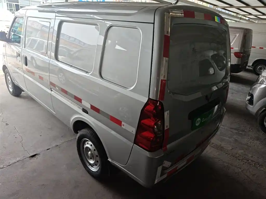 Wuling Rongguang 1.5 L Extended Basic Panel2-seatL3 C