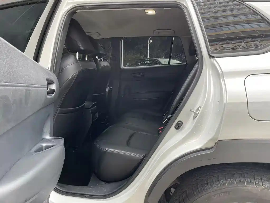 Frontlander 2.0 L CVT Elite