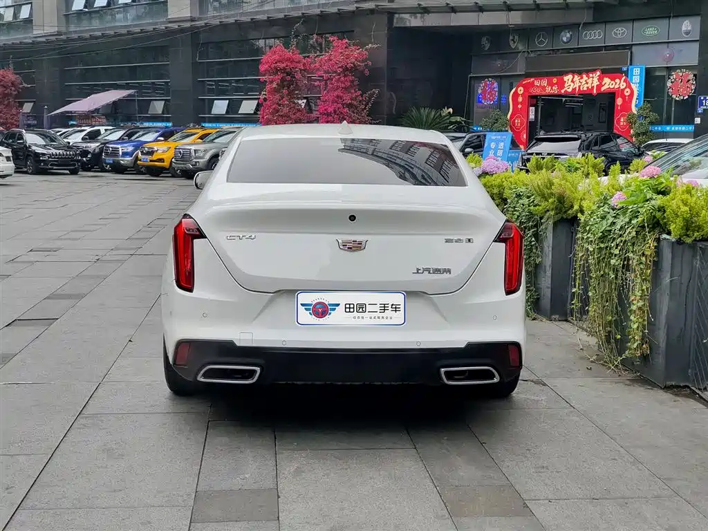 Cadillac CT4 28 T Luxury