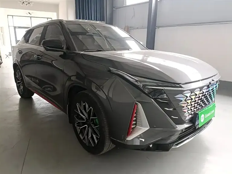 Changan Oshan Z6 Blue Whale 1.5 T DCT Smart Leading