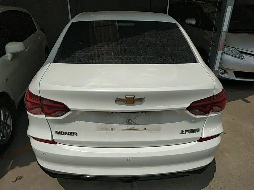Monza 1.5 L DCT Joy
