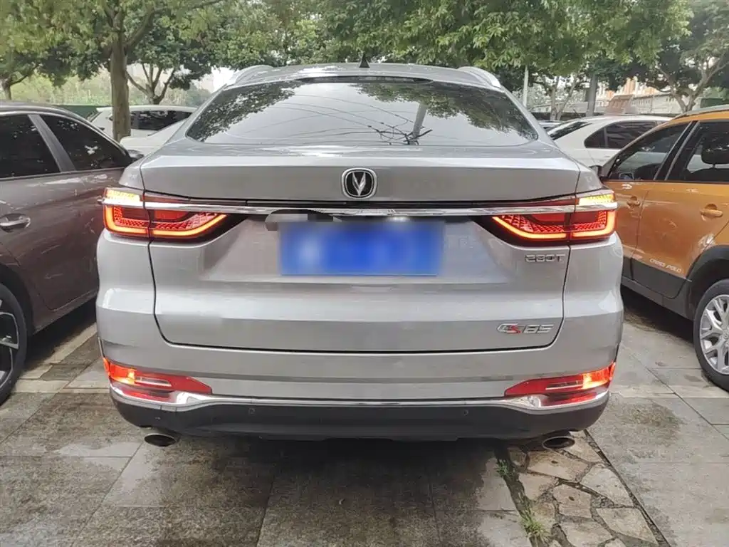 Changan CS85 Coupe 1.5 T DCT Motion CN-VI