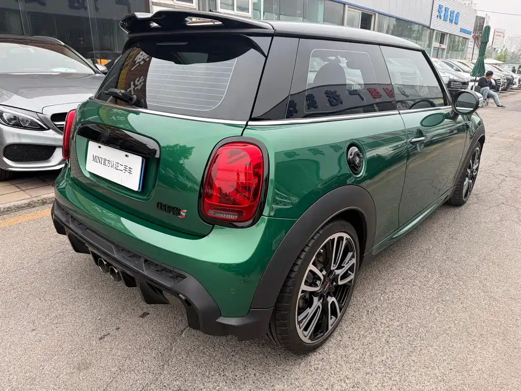 MINI Facelift 2.0 T COOPER S Racer