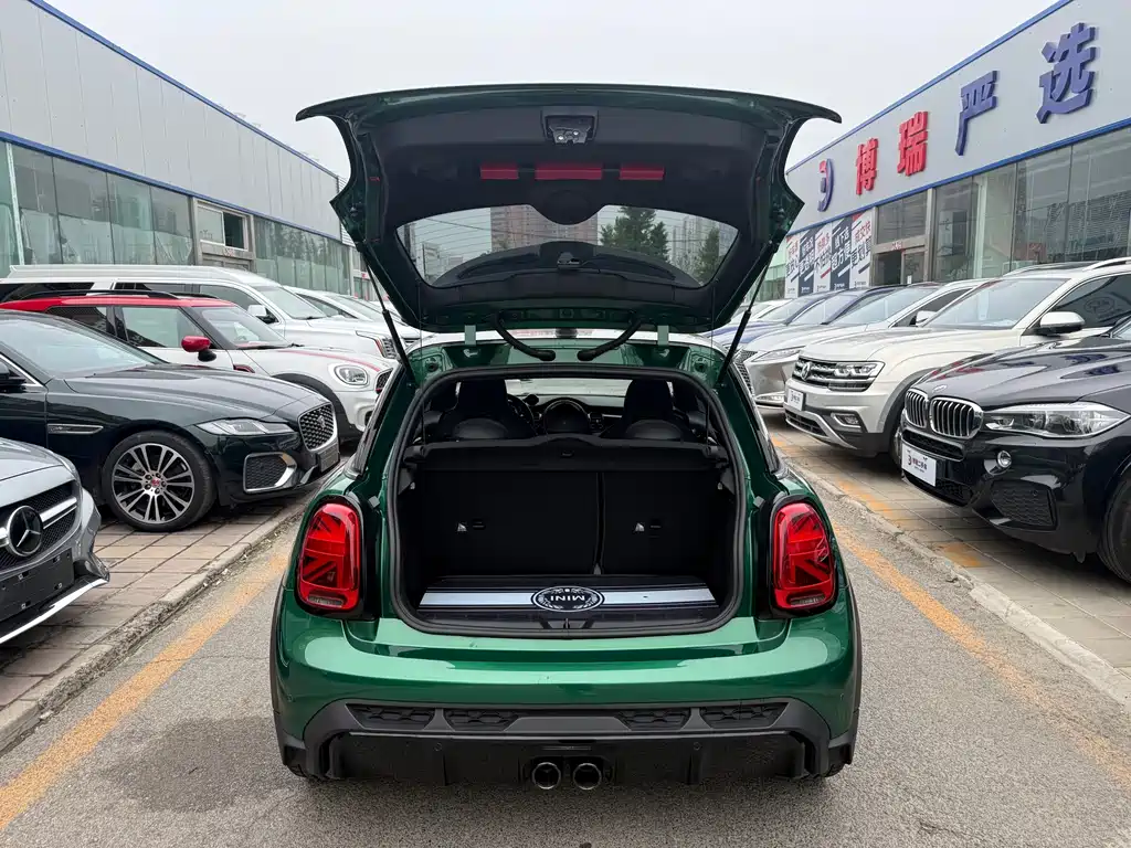 MINI Facelift 2.0 T COOPER S Racer