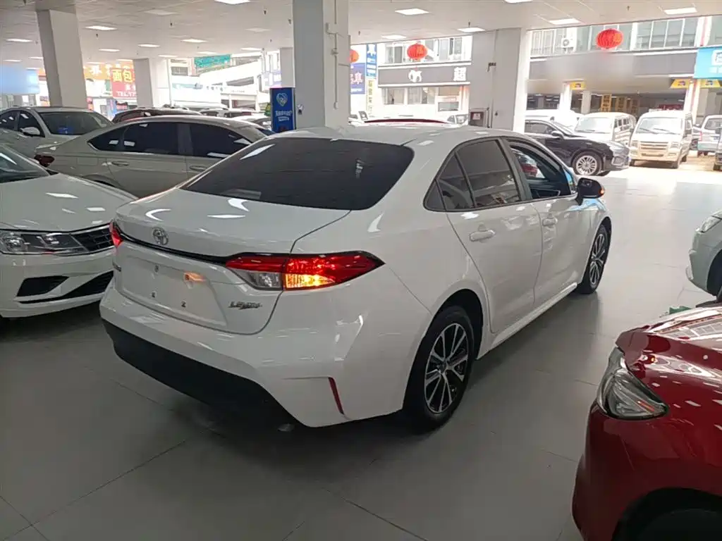 Levin 雷凌 2023款 TNGA 1.5 L CVT领先版