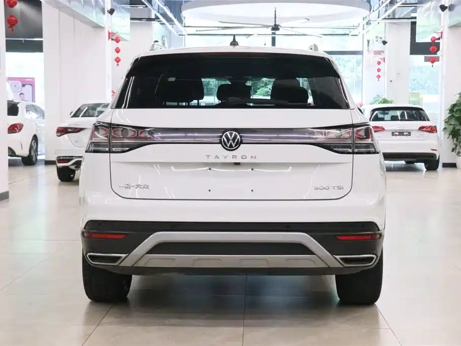 Tayron 300 TSI 2 WD Luxury Plus Advanced