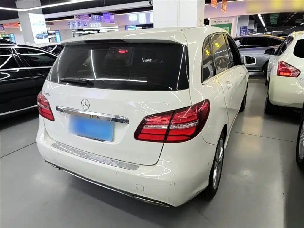 Mercedes-Benz B-Class B 200 Fashion