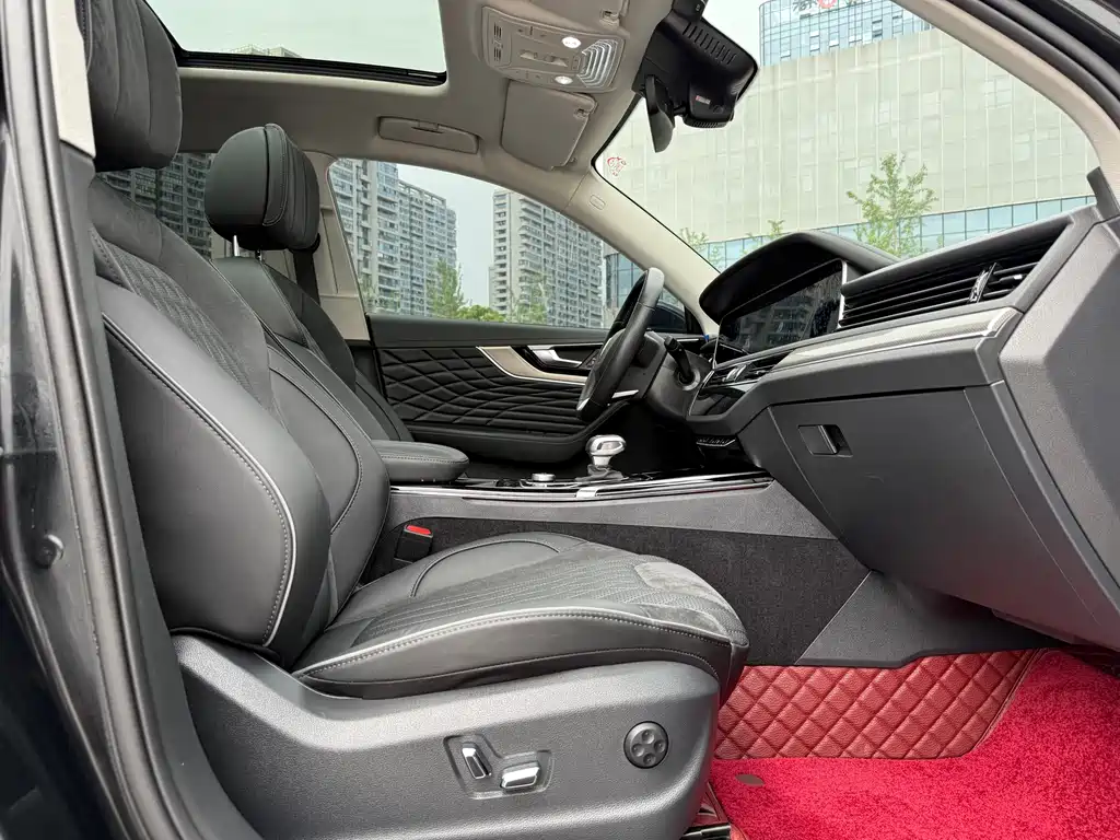 Hongqi HS5 Facelift 2.0 T Connected Flagship Enjoyment 4 WD