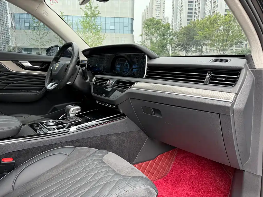 Hongqi HS5 Facelift 2.0 T Connected Flagship Enjoyment 4 WD