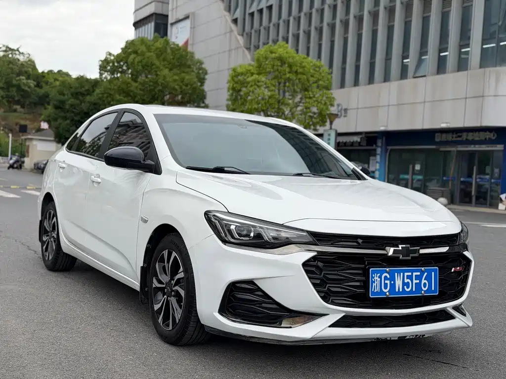 Monza Mild Hybrid RS 330 T Auto Smooth
