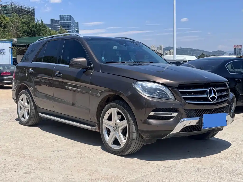 Mercedes-Benz M-Class ML 400 4 MATIC Luxury