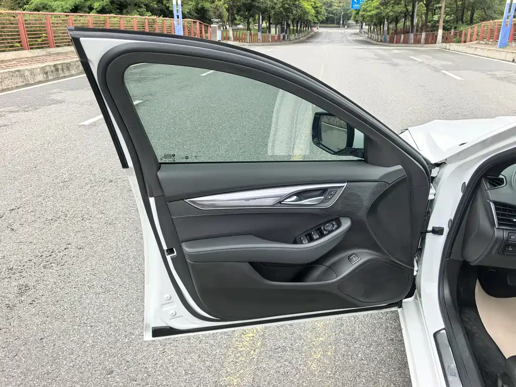 Cadillac CT5 Facelift 28 T Fashion