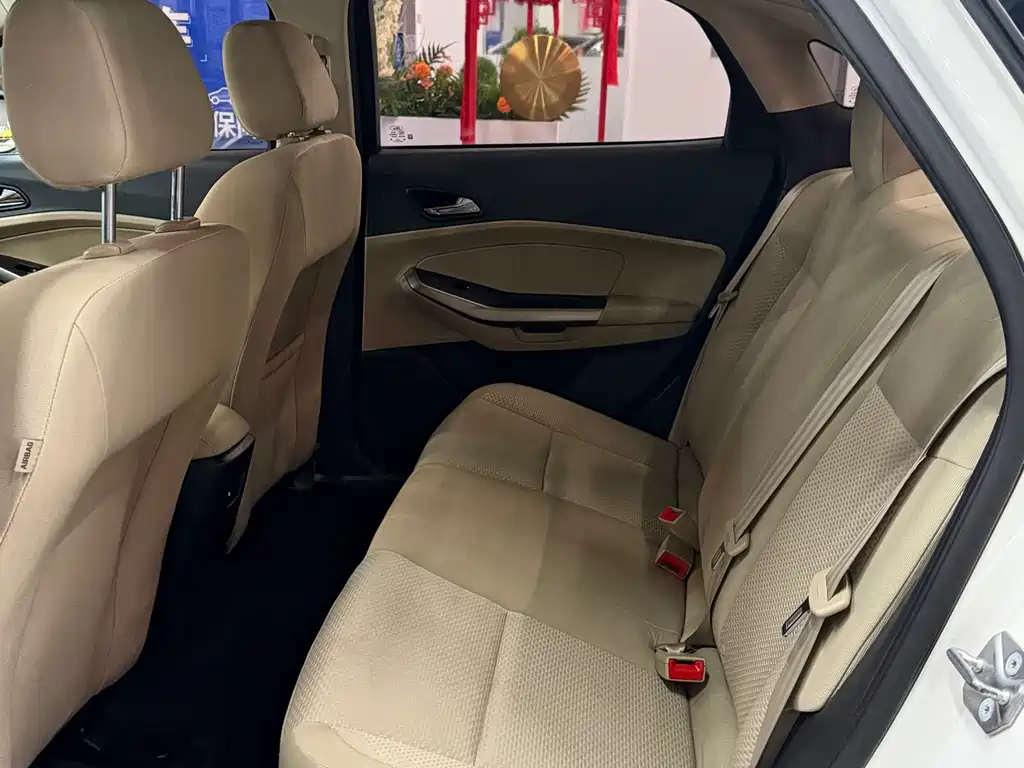 Escort Facelift 1.5 L Auto Comfort