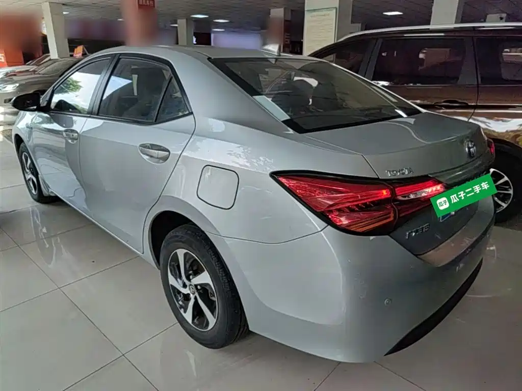 Levin Facelift Dual Engine 1.8 H GS E-CVT Elite Sunroof CN-V