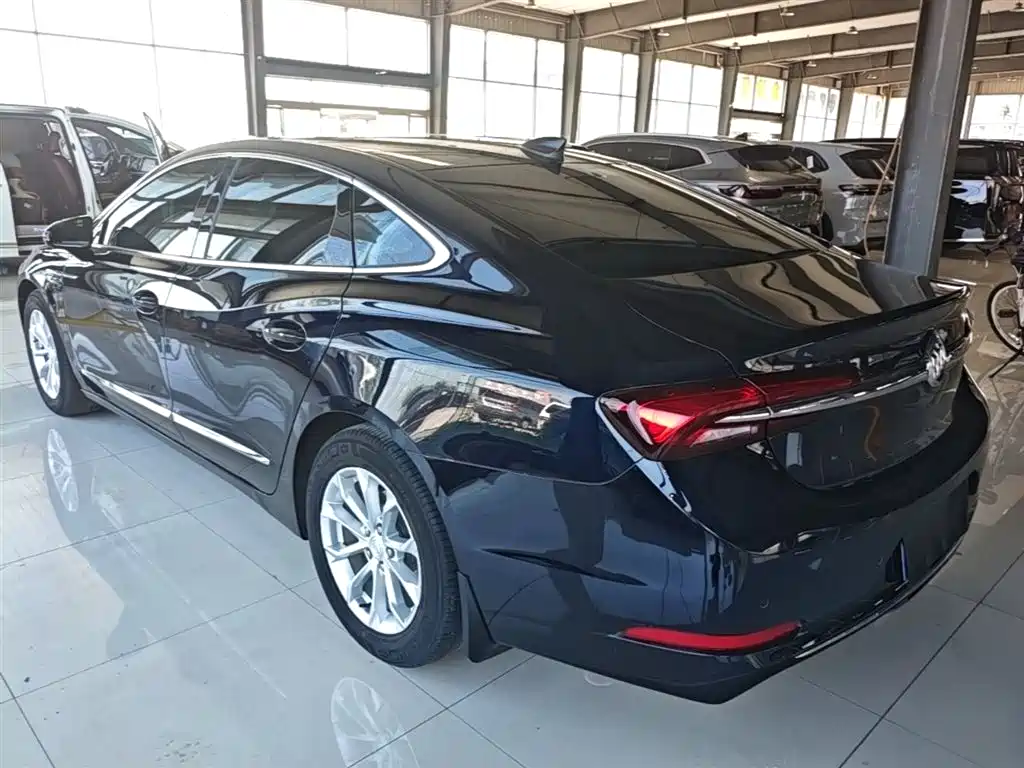 LaCrosse 552 T Luxury