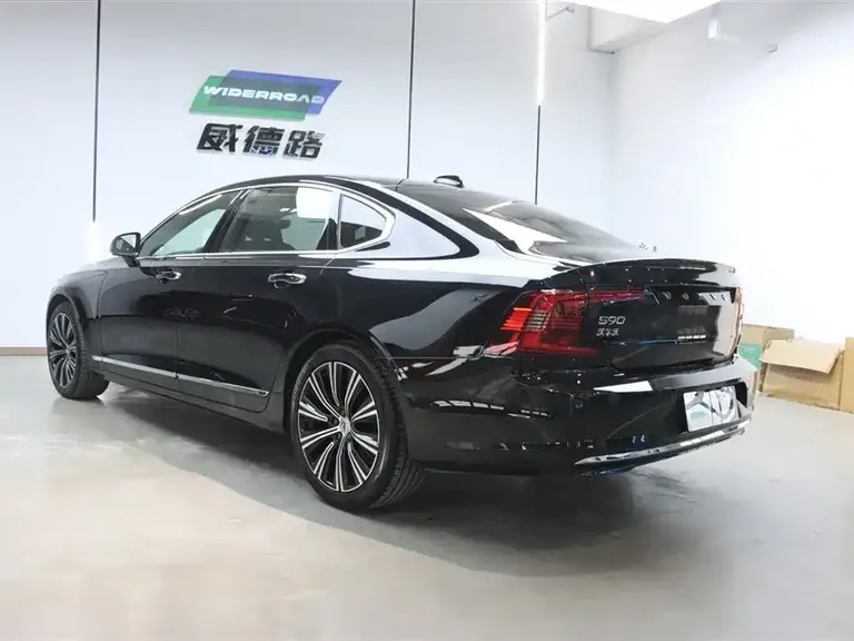 Volvo S90 B5 Smart Vision Luxury