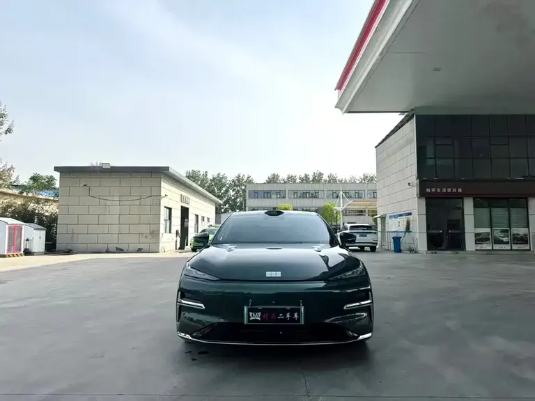 Geely Galaxy Xingyao 8 银河星耀8 2025款 60 km EM-i 豪享版
