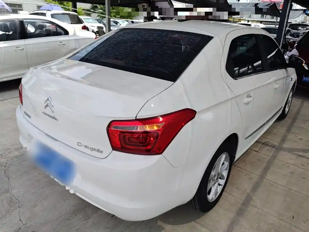 Elysee 1.6 L Auto Comfort