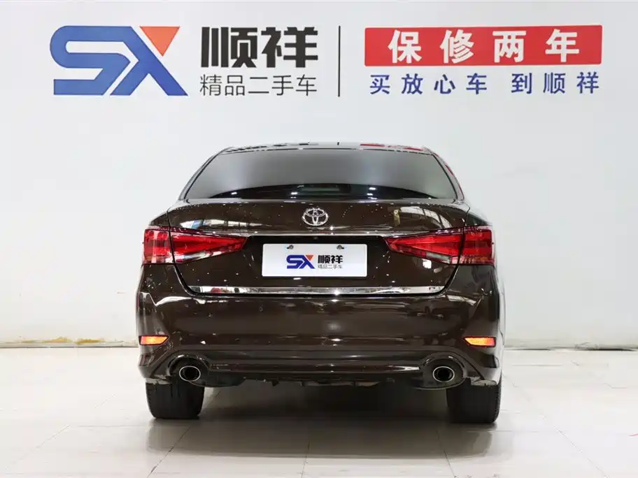 Crown 2.0 T Sport
