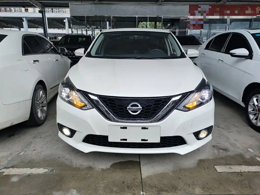 Sylphy 1.6 XV CVT Connected Premium CN-VI
