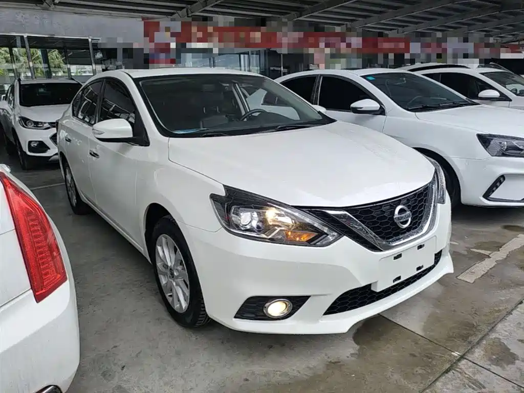 Sylphy 1.6 XV CVT Connected Premium CN-VI