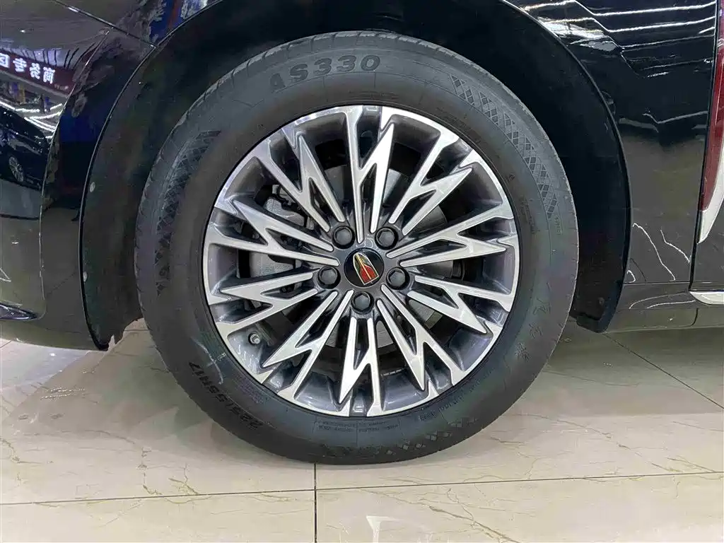 Hongqi H5 2.0 T Auto Connected Flagship Enjoyment