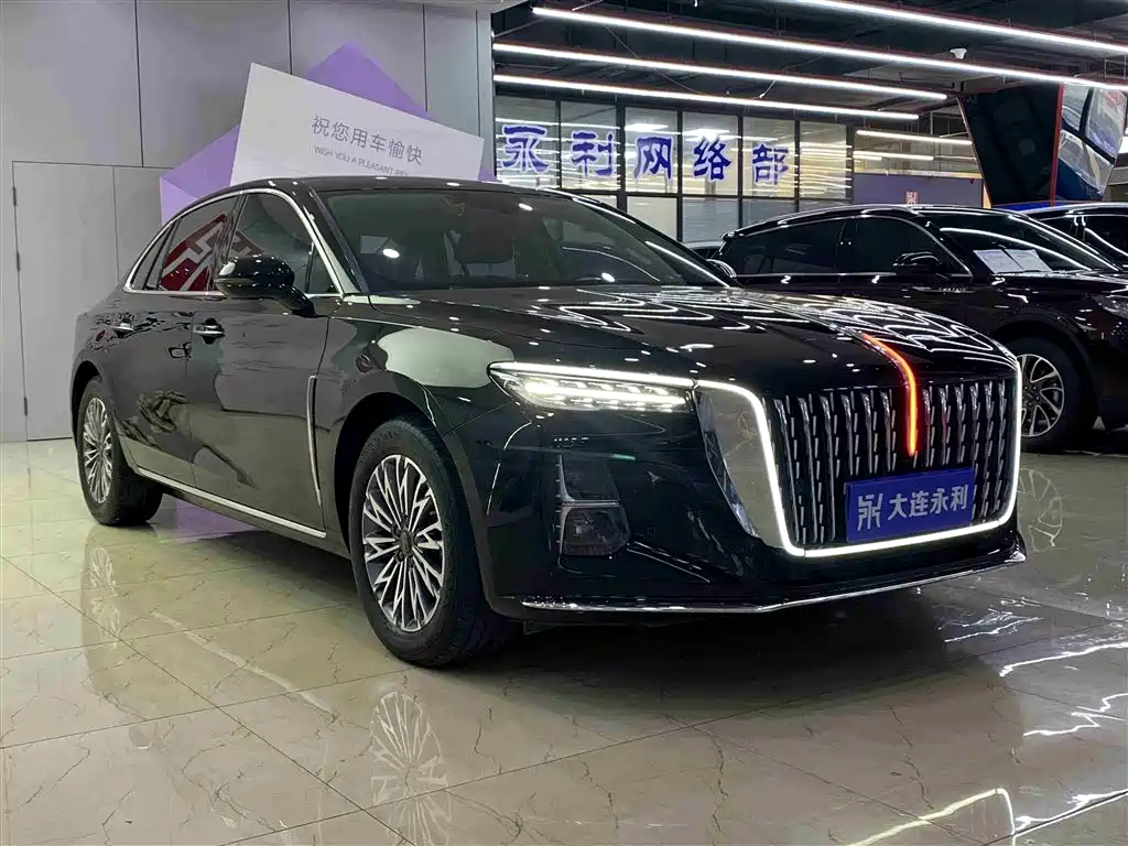 Hongqi H5 2.0 T Auto Connected Flagship Enjoyment