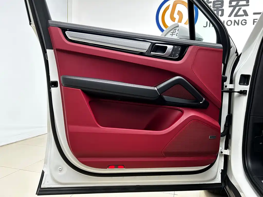 Cayenne NEV Cayenne E-Hybrid 2.0 T Platinum