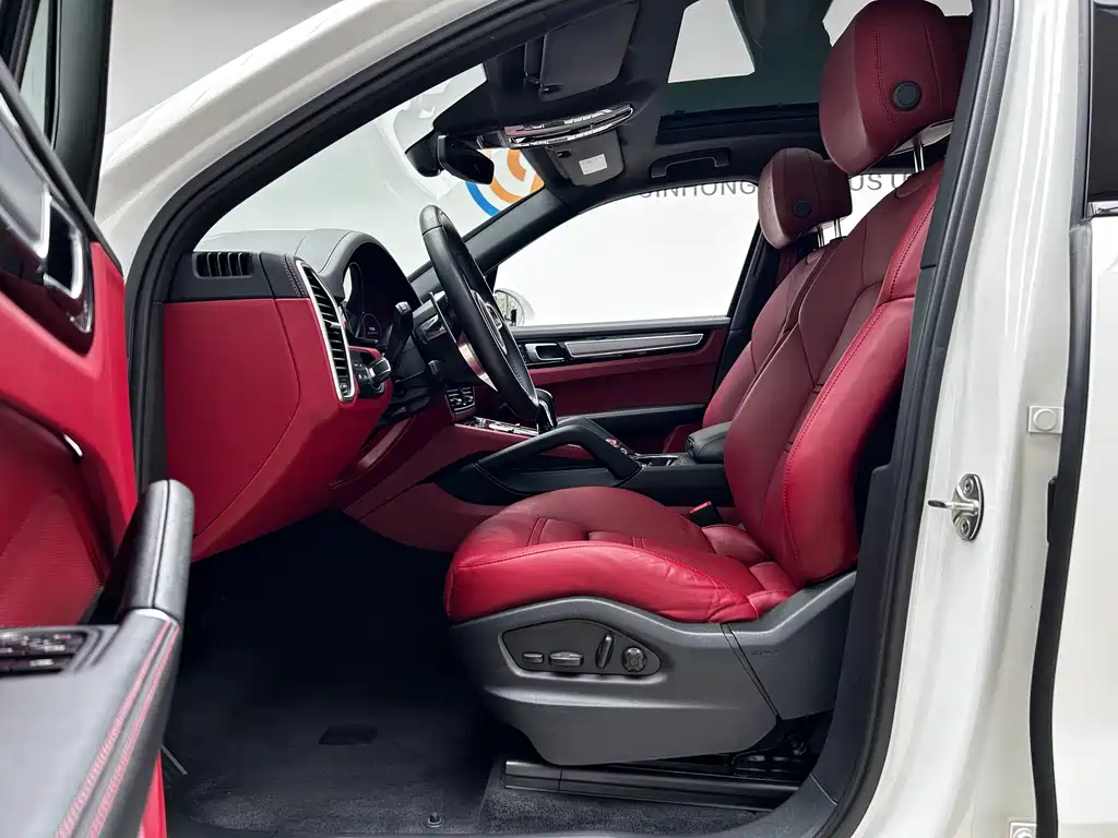 Cayenne NEV Cayenne E-Hybrid 2.0 T Platinum