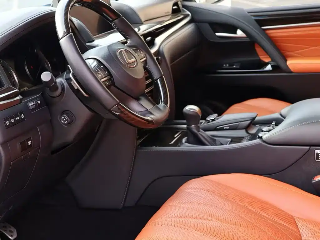 Lexus LX 570 Peak Special Edition