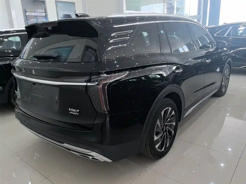Hongqi HS7 PHEV 2.0 T PHEV 4 WD Flagship Smooth 6-seat
