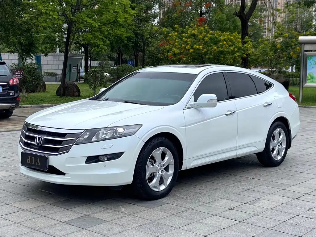 Crosstour 2.4 L Luxury