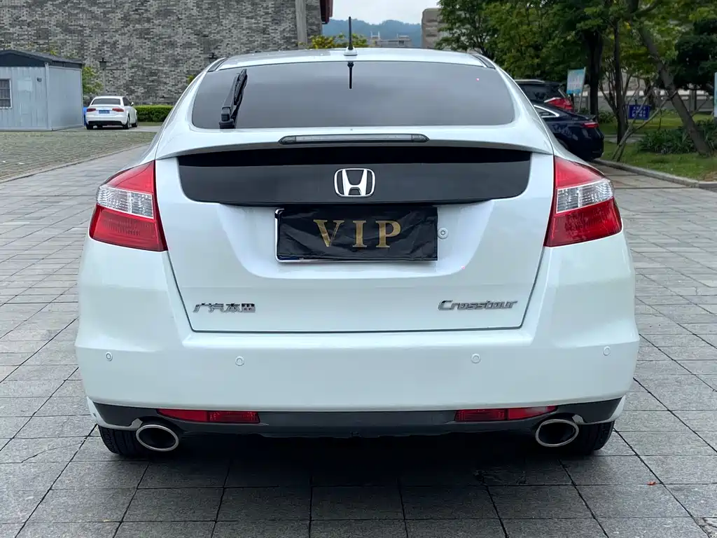 Crosstour 2.4 L Luxury