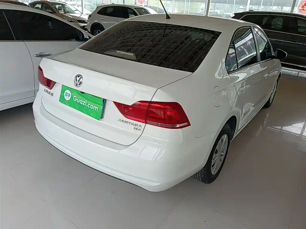 Santana 1.6 L Manual Style