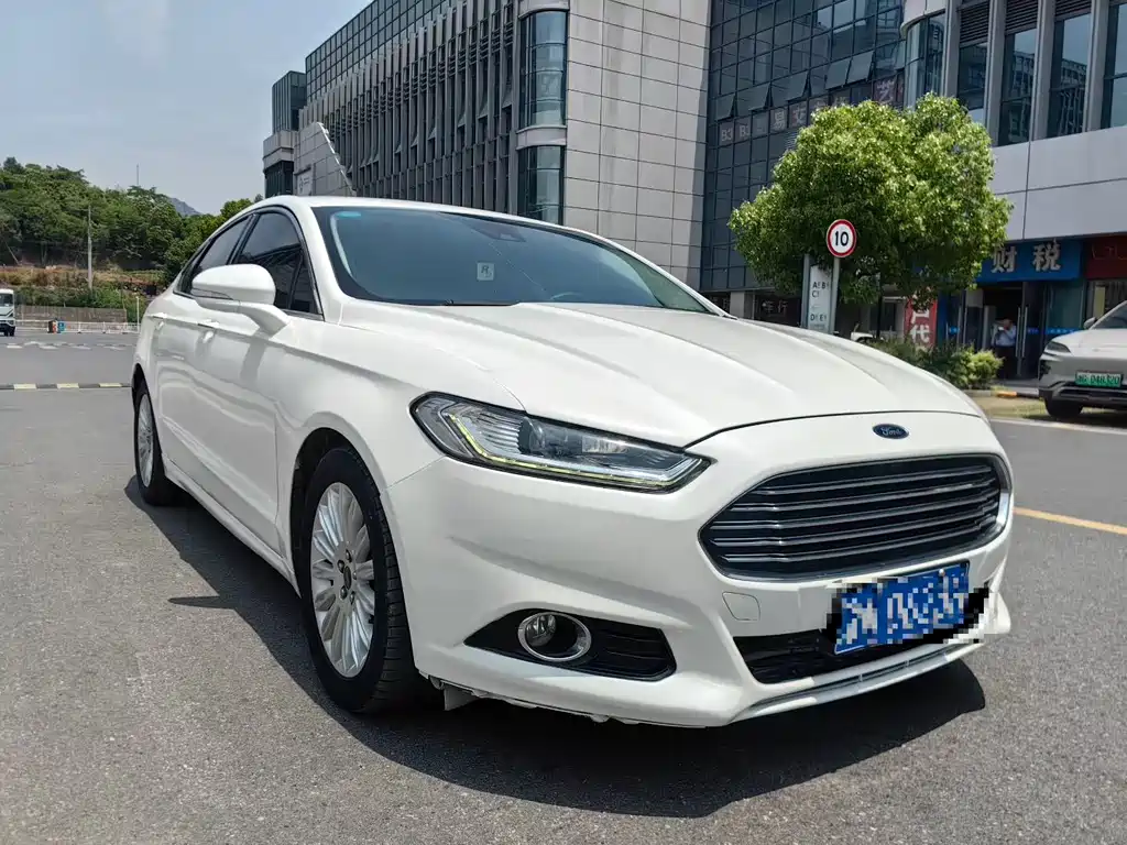 Mondeo 2.0 L GTDi200 Luxury