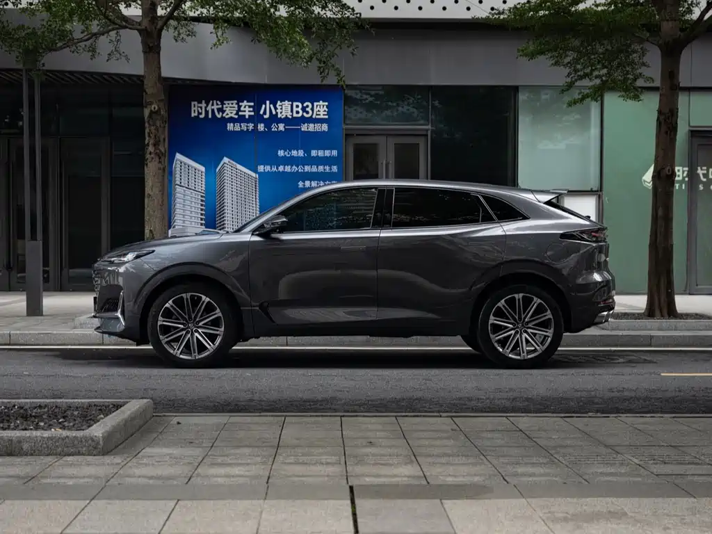 Changan UNI-K 2.0 T AWD Distinguished